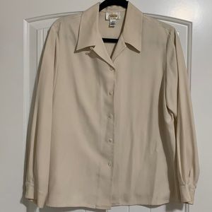 Talbots blouse 100% silk/sole